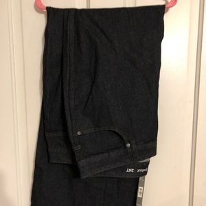 Avenue Santa Fe Bootcut Jeans - NWT